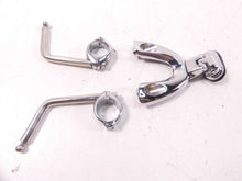 Load image into Gallery viewer, 2009 Harley VRSCAW V-Rod Windshield Wind Shield Screen Mount Kit 57786-01 577880 | Mototech271