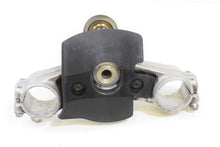 Load image into Gallery viewer, 2006 Suzuki GSXR600 GSX-R600 Lower Triple Tree Steering Yoke 51410-01H00 | Mototech271