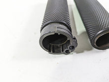 Load image into Gallery viewer, 2017 Harley Dyna FXDB Street Bob Arlen Ness Knurled Hand Grip Set 07-325 | Mototech271