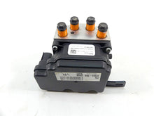 Load image into Gallery viewer, 2014 Harley VRSCF Muscle V-Rod Abs Brake Pump Pressure Unit Module 40664-08A | Mototech271