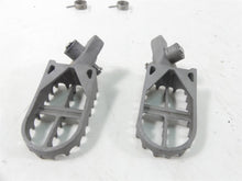 Load image into Gallery viewer, 2011 BMW R1200GS K255 Adv Front Rider Driver Footpeg Footrest Set 46717694557 | Mototech271