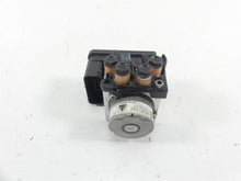 Load image into Gallery viewer, 2017 Triumph Thruxton 1200R Abs Brake Pump Module Unit T2021931 | Mototech271