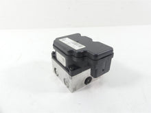Load image into Gallery viewer, 2012 Harley CVO FLHX SE3 Street Glide Abs Brake Pump Unit Module 40601-08 | Mototech271