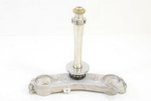 Load image into Gallery viewer, 2005 Suzuki GSX1300 R Hayabusa Lower Triple Tree Steering Yoke 51410-24F30 | Mototech271