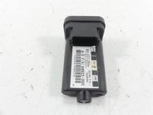 Load image into Gallery viewer, 2005 Harley Touring CVO FLHTC SE Electra Glide  Tsm Turn Signal Module 68922-00 | Mototech271