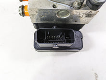Load image into Gallery viewer, 2017 Harley Touring FLTRXS Road Glide Rear Abs Brake Pump Unit Module 41100061B | Mototech271
