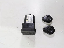 Load image into Gallery viewer, 2010 Harley VRSCF Muscle Rod Tssm Security Flasher Module & Key Fob 69976-08 | Mototech271