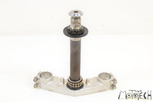 Load image into Gallery viewer, 2005 Kawasaki ZZR1200 ZX1200 Ninja Lower Triple Tree Steering Clamp 44037-0008 | Mototech271