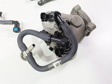 Load image into Gallery viewer, 2017 Indian Chieftain Limited Throttle Body & Intake Manifold 5138214 1204685