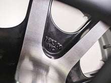 Load image into Gallery viewer, 2017 Indian Chieftain Limited Straight Rear Wheel Rim 16x5 1523060