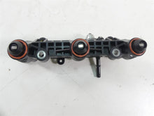 Load image into Gallery viewer, 2015 Yamaha MT09 FZ09 Fuel Injection Injector Rail 1RC-13930-00-00