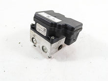 Load image into Gallery viewer, 2008 Harley FLHTCU Electra Glide Abs Brake Pump Unit Module 40688-08 40601-08 | Mototech271