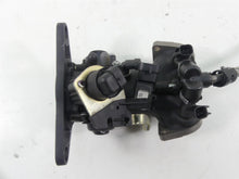 Load image into Gallery viewer, 2015 Harley FLS Softail Slim Throttle Body Fuel Injectors 27708-06 27708-10