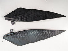 Load image into Gallery viewer, 2007 Yamaha R1 YZFR1 Side Trim Infill under Tank Side Cover Fairing 4C8-24139-00 | Mototech271