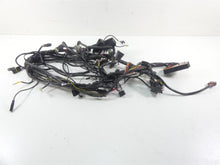 Load image into Gallery viewer, 1999 Harley Touring FLHTCUI Electra Glide Main Wiring Harness Espfi 70985-99 | Mototech271