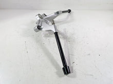 Load image into Gallery viewer, 2022 BMW R1250 RT K052 Upper Triple Tree Handle Bar Clamp Set 31428392390 | Mototech271