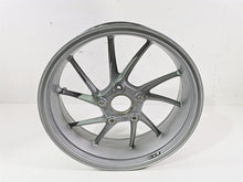 Load image into Gallery viewer, 2019 BMW R1250RT K52 Straight Rear Wheel Rim Silver 17x5.5 36317727235 | Mototech271