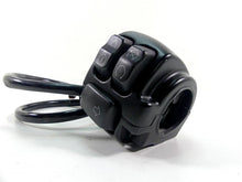 Load image into Gallery viewer, 2020 Harley Softail FXST Standard Right Hand Start Stop Control Switch 71500462