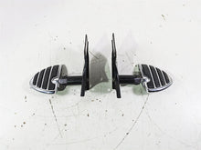 Load image into Gallery viewer, 2002 Honda GL1500 CD Valkyrie Deluxe Rear Passenger Footpeg Set 50815-MZ0-000