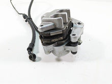 Load image into Gallery viewer, 2006 Harley Sportster XL1200 Front Brake Caliper + Line & Insert 44121-04A | Mototech271