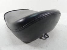 Load image into Gallery viewer, 2002 Yamaha XVS1100 V-Star Rear Passenger Pillion Seat Saddle 5KS-24750-00-00