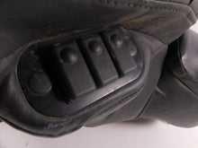 Load image into Gallery viewer, 2012 Harley Touring FLHTK Electra Glide Road Zeppelin Seat Air Adjust 51072-09 | Mototech271