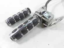 Load image into Gallery viewer, 2005 Harley Touring CVO FLHTC SE Electra Glide Right Cntrl Switch Read 71589-96