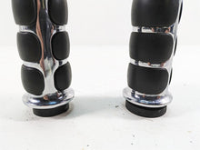 Load image into Gallery viewer, 1999 Harley Dyna FXDL Low Rider Chrome Hand Grip Set | Mototech271