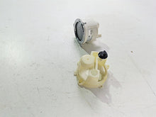 Load image into Gallery viewer, 2015 Harley Touring FLHTKL Electra Glide Volt Voltage Meter Gauge 70900164