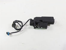 Load image into Gallery viewer, 2017 Indian Chieftain Limited Left Bag Lock Control Module - Read 4017838