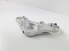Load image into Gallery viewer, 2018 BMW R nineT Urban GS K33 Upper Triple Tree Steering Clamp 31428558709