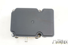 Load image into Gallery viewer, 2016 Yamaha R1 YZFR1 S Abs Module Brake Pressure Pump 2CR-85930-09-00 | Mototech271