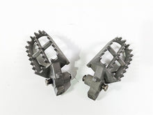 Load image into Gallery viewer, 2006 BMW R1200GS K255 Adv Front Footpeg Rest Set 46717694557 | Mototech271