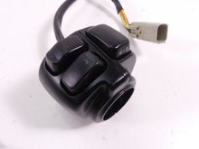 Load image into Gallery viewer, 2009 Harley FXDC Dyna Super Glide Left Control Horn Turn Signal Switch 71682-06A | Mototech271