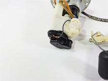 Load image into Gallery viewer, 2008 Kawasaki VN1600 Vulcan Nomad Fuel Petrol Pump & Sender -Tested 49040-0008