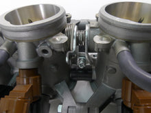 Load image into Gallery viewer, 2022 Suzuki GSXR750 Mikuni Throttle Body Bodies Fuel Injection 13406-15J21