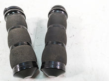 Load image into Gallery viewer, 2013 Harley Touring FLHX Street Glide Avon Air Cushion Grip Set AIR-90-ANO-FLY | Mototech271