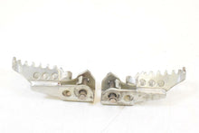 Load image into Gallery viewer, 2009 BMW R1200 GS K255 Adv Front Rider Driver Footpeg Set 46717694557 | Mototech271