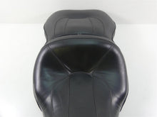Load image into Gallery viewer, 2007 Harley FLHTCU SE CVO Electra Glide Heated Driver Rider Seat Saddle 51718-06 | Mototech271