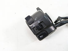 Load image into Gallery viewer, 2002 Yamaha FZ1 FZS1000 Fazer Left Hand Blinker Control Switch 5LV-83973-00-00 | Mototech271