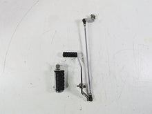 Load image into Gallery viewer, 2002 Honda V-Twin VTX1800 C Left Footpeg & Shifter Shift Lever 24710-MCH-000 | Mototech271