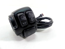 Load image into Gallery viewer, 2020 Harley Softail FXST Standard Left Hand Turn Signal Control Switch 71500292 | Mototech271