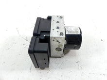 Load image into Gallery viewer, 2009 BMW R1200 GS K25 Abs Brake Pump Unit Module Gen2 34517715109 7715107 | Mototech271