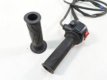 Load image into Gallery viewer, 2002 Yamaha FZ1 FZS1000 Fazer Right Hand Control Switch - Read 5LV-83975-01-00 | Mototech271