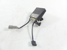 Load image into Gallery viewer, 2013 Harley Davidson VRSCF Muscle Turn Signal Flasher Module 69457-09 | Mototech271