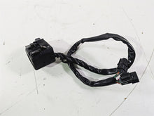 Load image into Gallery viewer, 2024 Kawasaki ZX6R ZX636 Ninja Left Hand Turn Signal Control Switch 46091-0624 | Mototech271