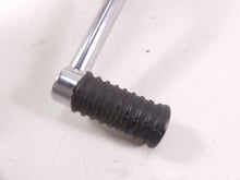 Load image into Gallery viewer, 2005 Harley Touring CVO FLHTCSE Electra Glide Shift Pedals + Linkage 34532-00B