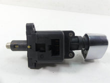Load image into Gallery viewer, 2012 Harley Touring FLHTP Electra Glide Ignition Switch Knob - Read 71572-06