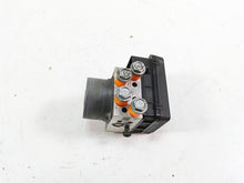 Load image into Gallery viewer, 2015 Harley FXDL Dyna Low Rider Abs Brake Pump Unit Module 48341-12 | Mototech271
