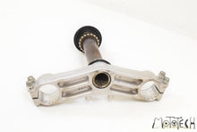 Load image into Gallery viewer, 2005 Kawasaki ZZR1200 ZX1200 Ninja Lower Triple Tree Steering Clamp 44037-0008